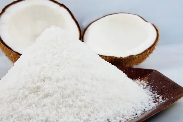 nguyên liệu làm dầu dừa