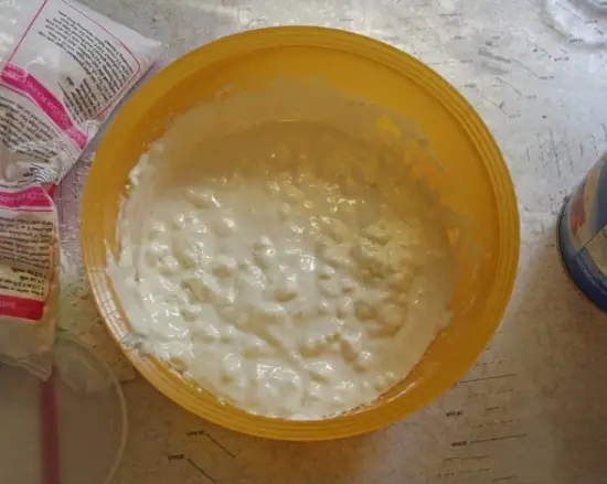 cho kẹo vào lò vi sóng