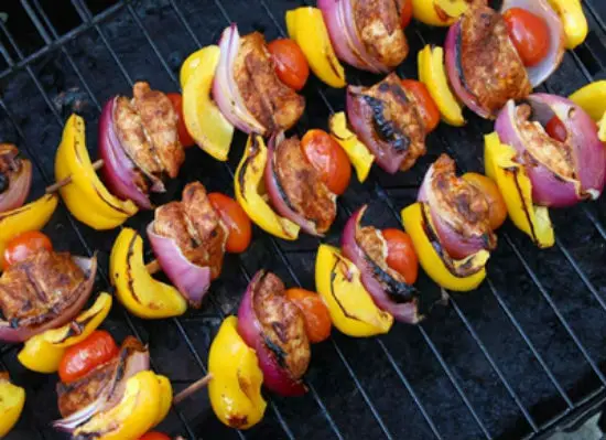Gà nướng Kebabs món ngon cho những bữa tiệc nướng 9
