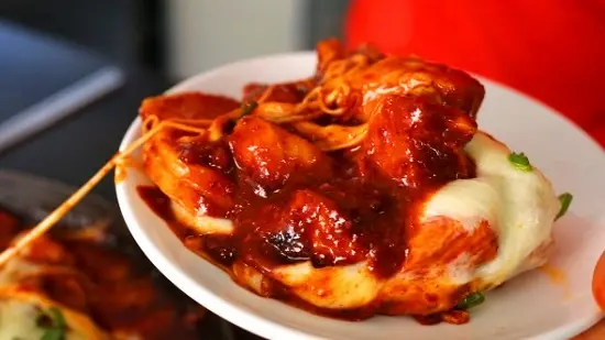 Cách làm gà nướng phô mai mới lạ hấp dẫn 8