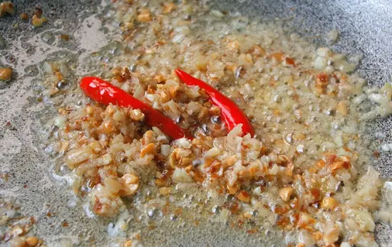 xào hỗn hợp hạnh nhân