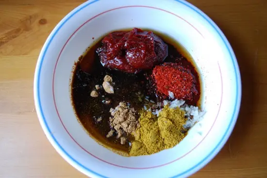 cach-lam-ga-xao-bap-cai-2