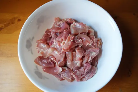 cach-lam-ga-xao-bap-cai-3