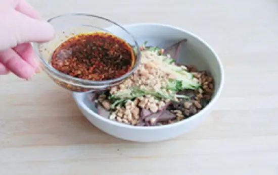 Các bước thực hiện món gan heo trộn 4