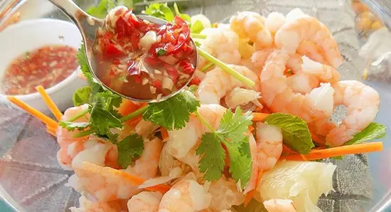 Cách làm gỏi bưởi mực tôm cực ngon trong nháy mắt
