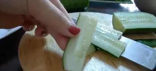 cách làm gỏi cuốn tôm thịt thái dưa chuột