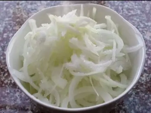 Cách làm gỏi gà xé phay bắp cải