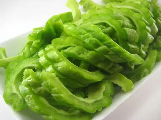 cach-lam-goi-tai-heo-kho-qua-1
