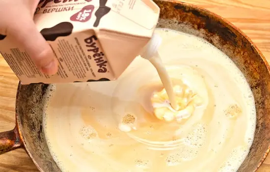 Cách làm kem caramel thơm ngon mới lạ 2
