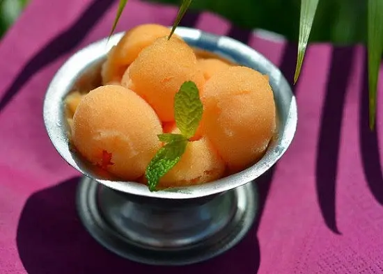 kem dưa vàngthơm ngon mát lạnh