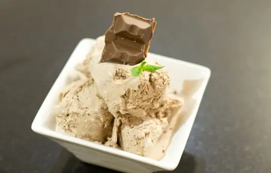 Cách làm kem socola đơn giản nhất