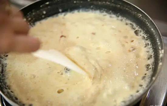 đun kẹo sữa dẻo