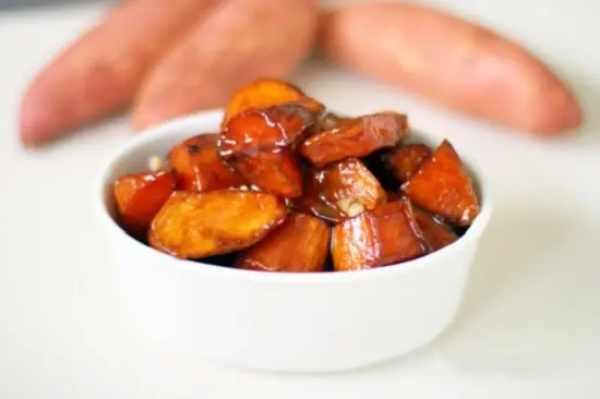 khoai lang chiên caramel giòn thơm ngọt ngào
