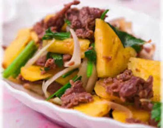 khoai-tay-xao-thit-bo-sieu-ngon-sieu-don-gian-5