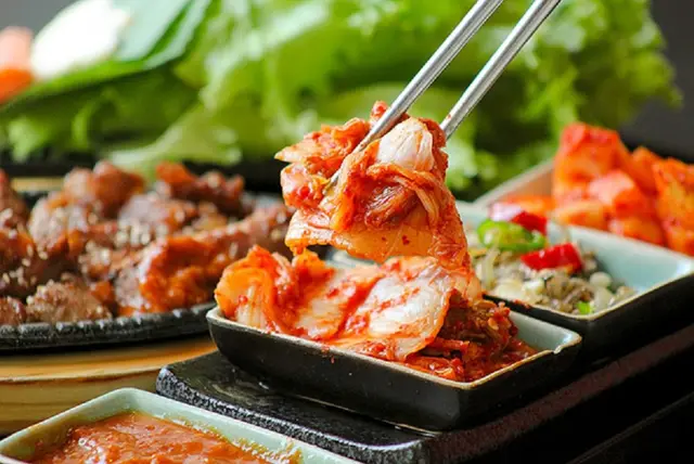 huong-dan-cach-lam-kim-chi-cai-thao-han-quoc-9