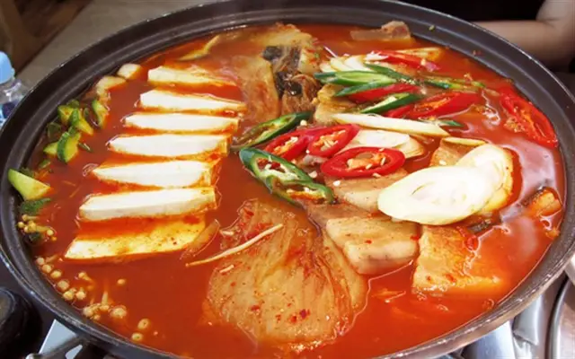 lẩu kim chi - cách làm kim chi