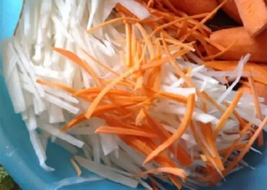 thái rau củ làm kim chi Hàn Quốc