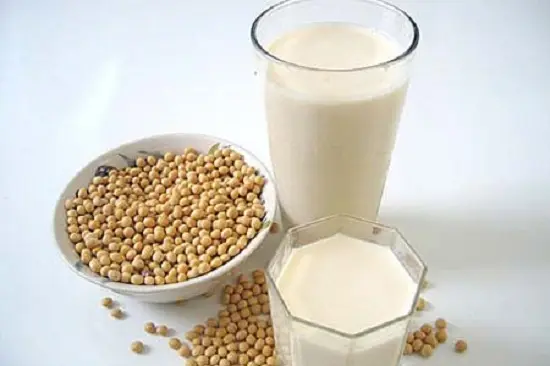 đun sôi sữa đậu nành