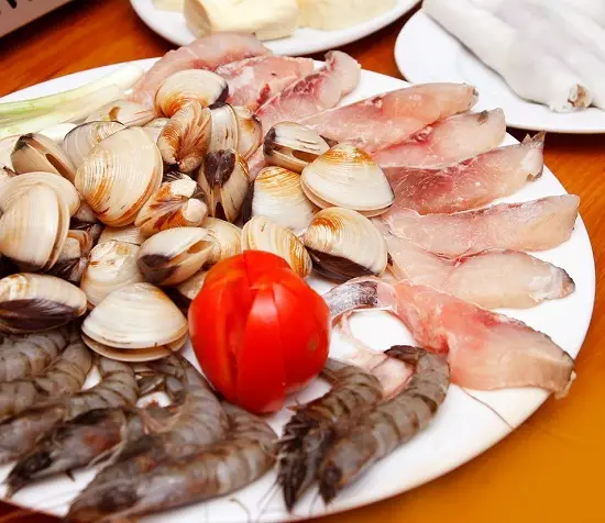 lẩu hải sản thập cẩm sơ chế hải sản