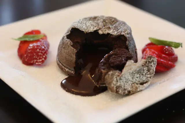 Cách làm Lava Cake tại nhà cực hấp dẫn