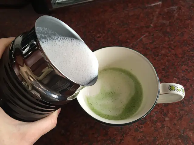 Cách làm matcha latte trà xanh thơm ngon 2