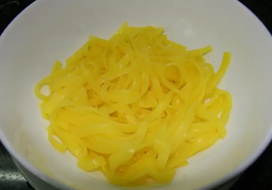 cach-nau-mi-quang6
