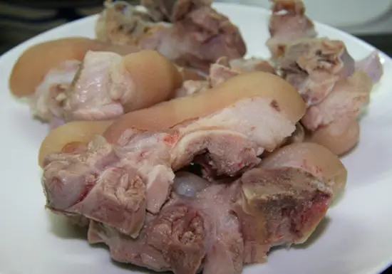 cach-nau-mi-quang1