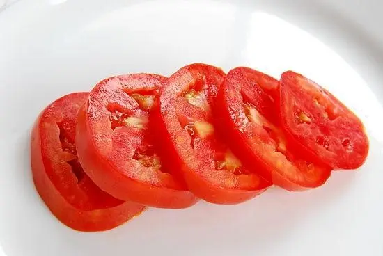 Chuẩn bị nguyên liệu làm món mì trộn 3
