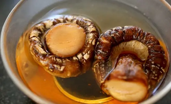 Cách làm miến xào thịt bò rau củ kiểu Hàn 2