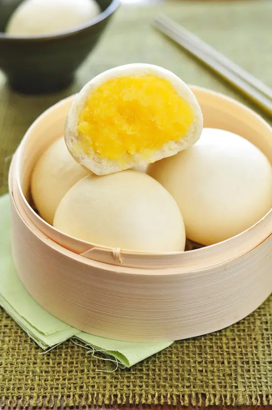 bánh bao ngọt nhân trứng sữa mới lạ