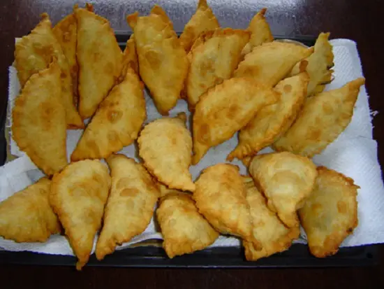 thấm bánh cho bớt dầu