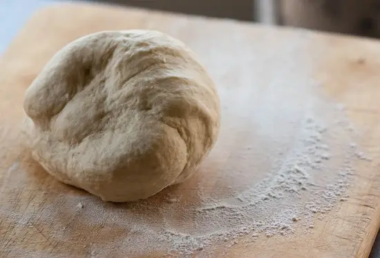 nhào bột