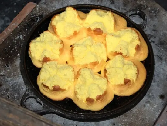 bánh chín vàng thơm