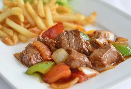Cách làm món bò lúc lắc khoai tây chiên
