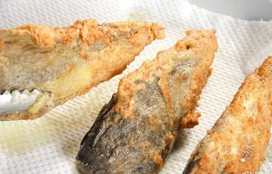 thấm hết dầu ăn