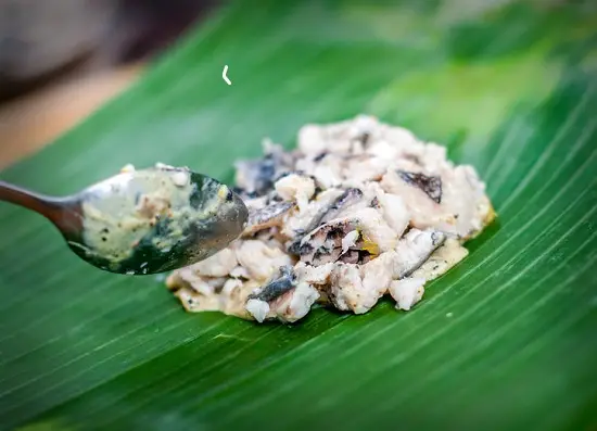 Cách làm món cá bọc lá chuối hấp độc đáo 5
