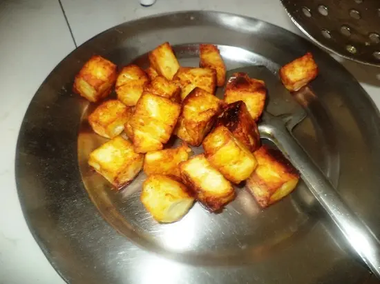 múc đậu ra ngoài