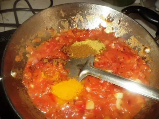 thêm Bột garam masala