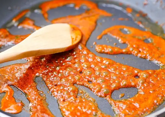 đảo bột cà ri
