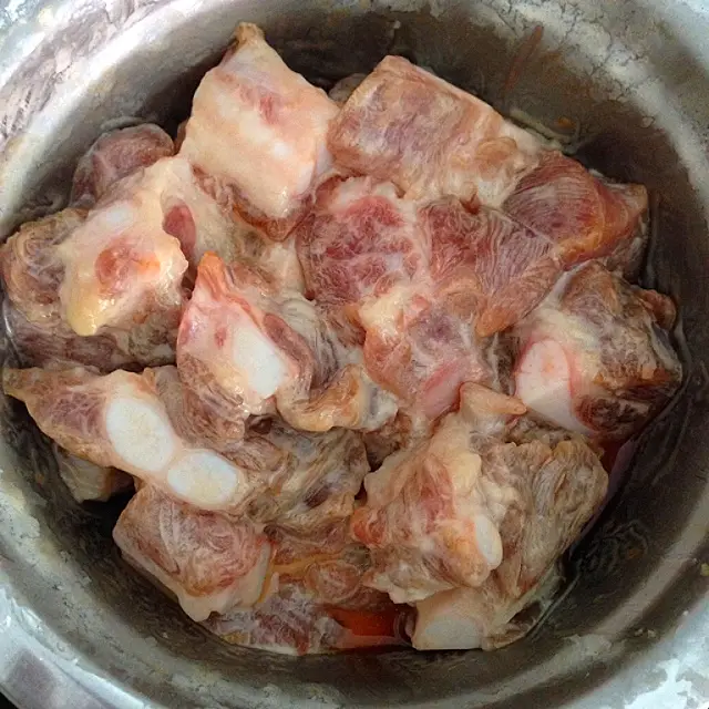 Cách làm món cà ri sườn heo 2