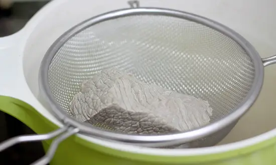 thịt bò cho vào ninh mềm