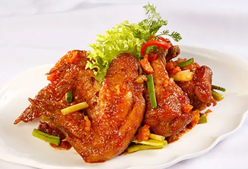 Cách làm món cánh gà chiên sa tế tôm thơm phức