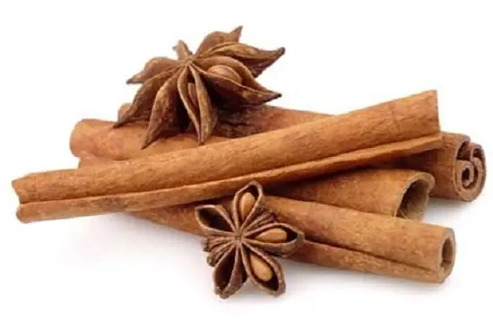 hoa hồi và quế