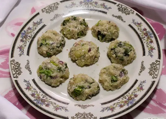 nặn viên chả cá