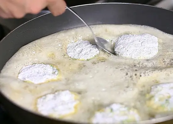 chiên chả cua