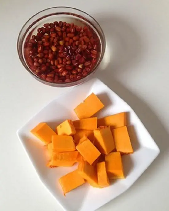 bí ngô và đậu đỏ