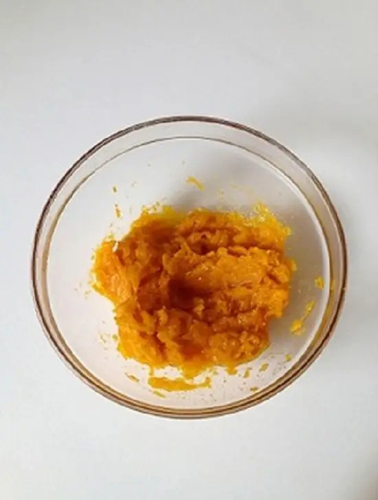 dặm nhuyễn bí ngô