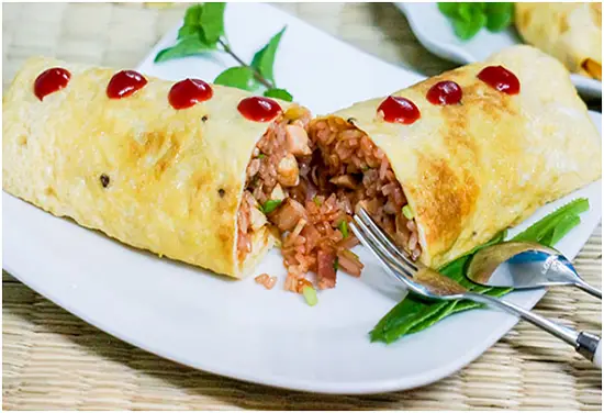 cơm bao trứng hấp dẫn
