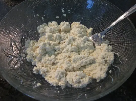 dặm nhuyễn đậu