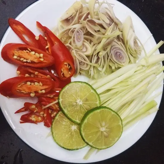 Cách làm món dê xào xả ớt tại gia đình